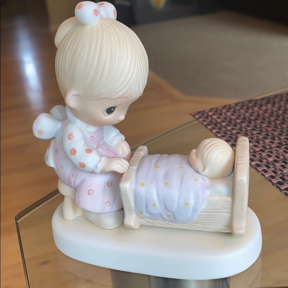 Precious Moments Figurine